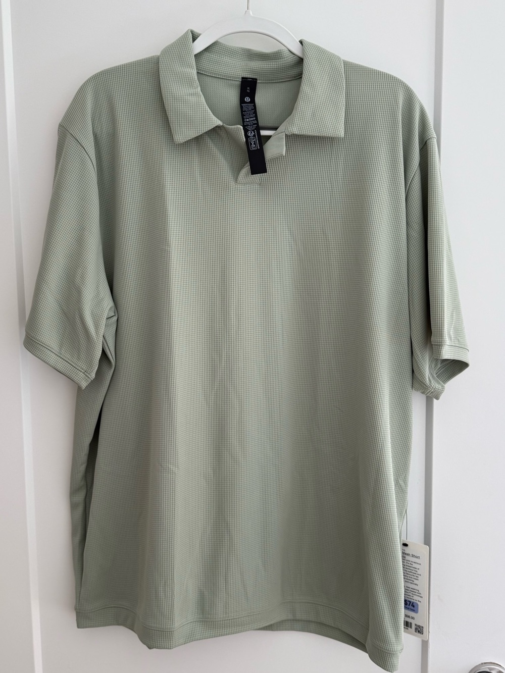 NWT MENS LULULEMON TEXTURED MESH POLO